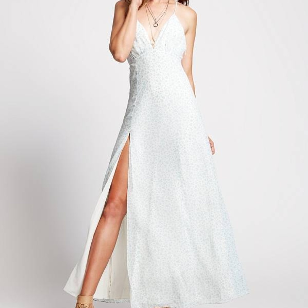 GUESS! SLEEVELESS FLORAL-PRINT CROSS-BACK DRESS